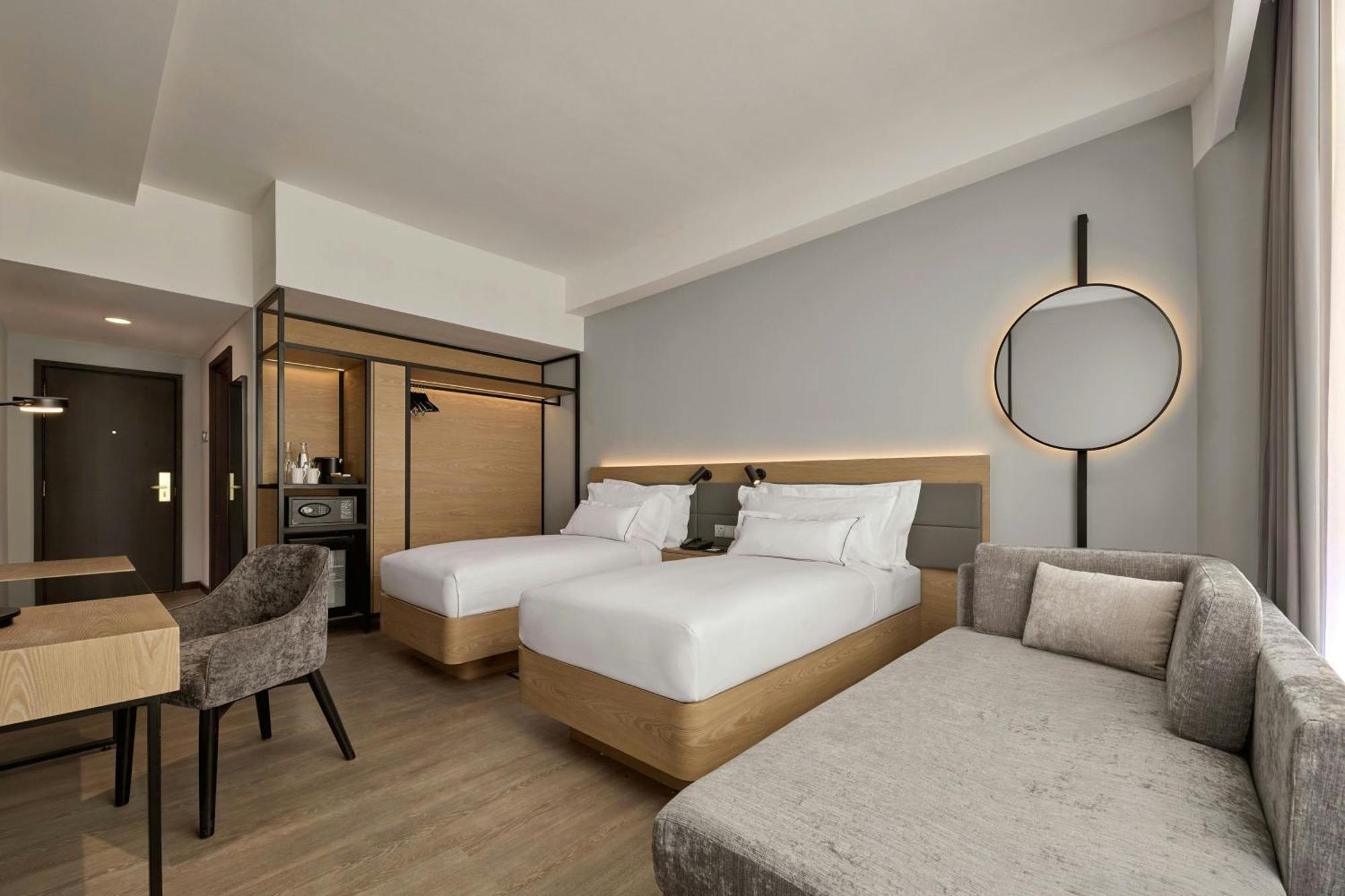 Ac Hotel By Marriott Ίπο Εξωτερικό φωτογραφία